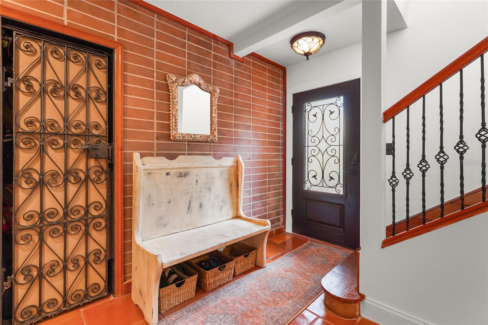 Image 29 of 71 For 5354 Calle Florida