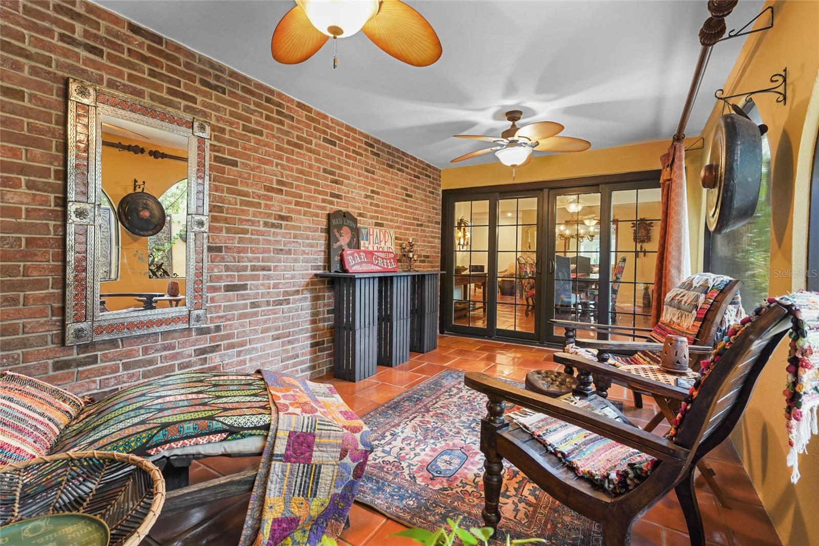 Image 31 of 71 For 5354 Calle Florida