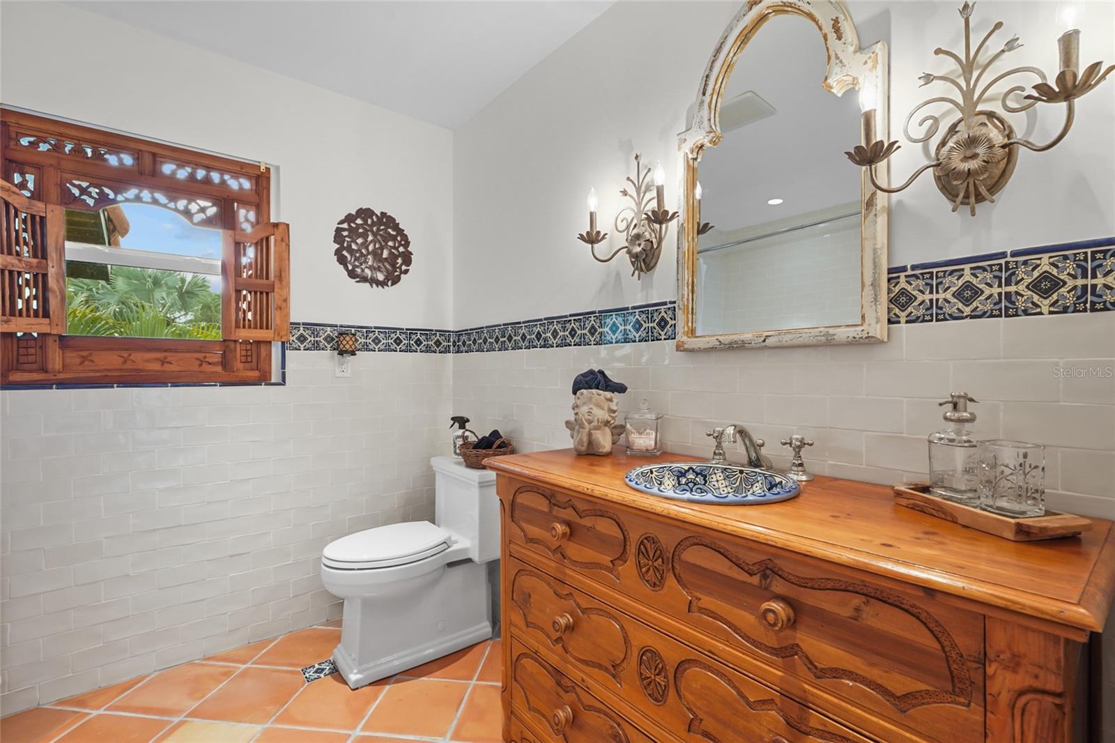 Image 42 of 71 For 5354 Calle Florida