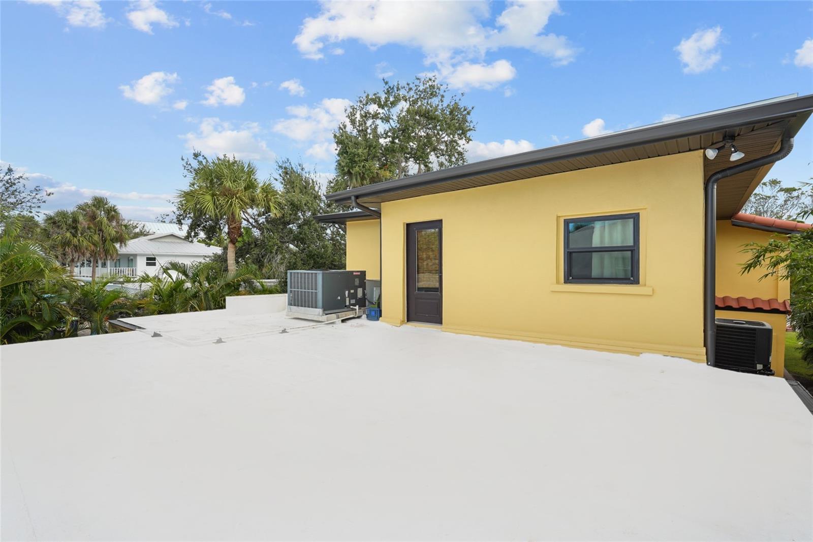 Image 49 of 71 For 5354 Calle Florida