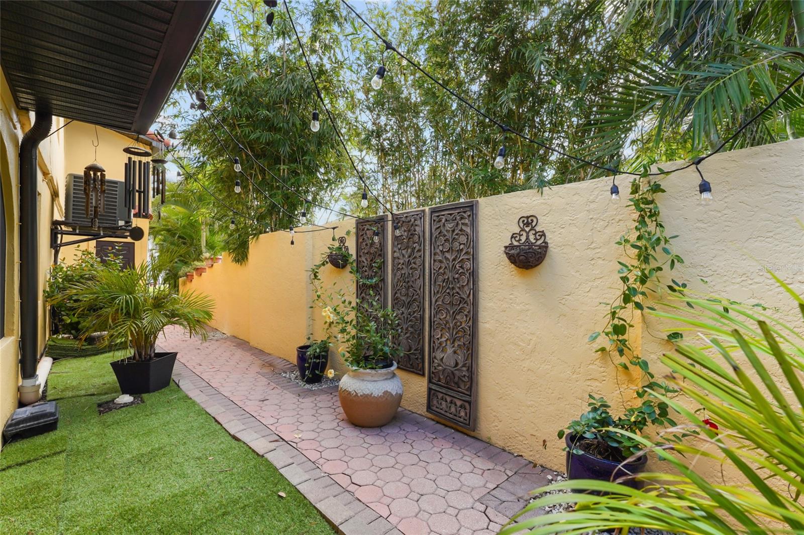 Image 61 of 71 For 5354 Calle Florida