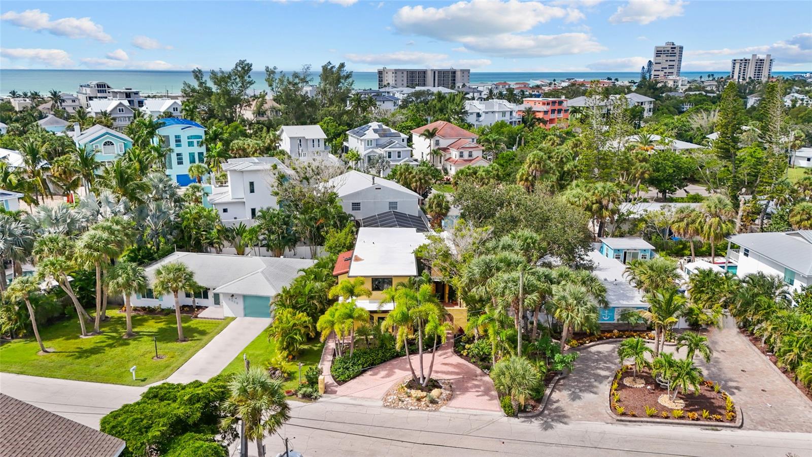 Image 62 of 71 For 5354 Calle Florida