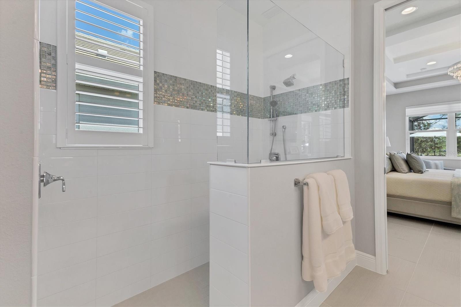 Image 27 of 77 For 8007 Sandstar Way