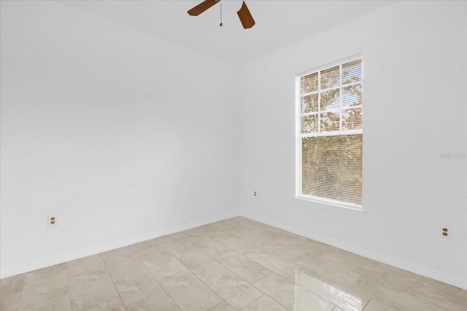 Image 26 of 27 For 122 Vista Verdi Circle 232