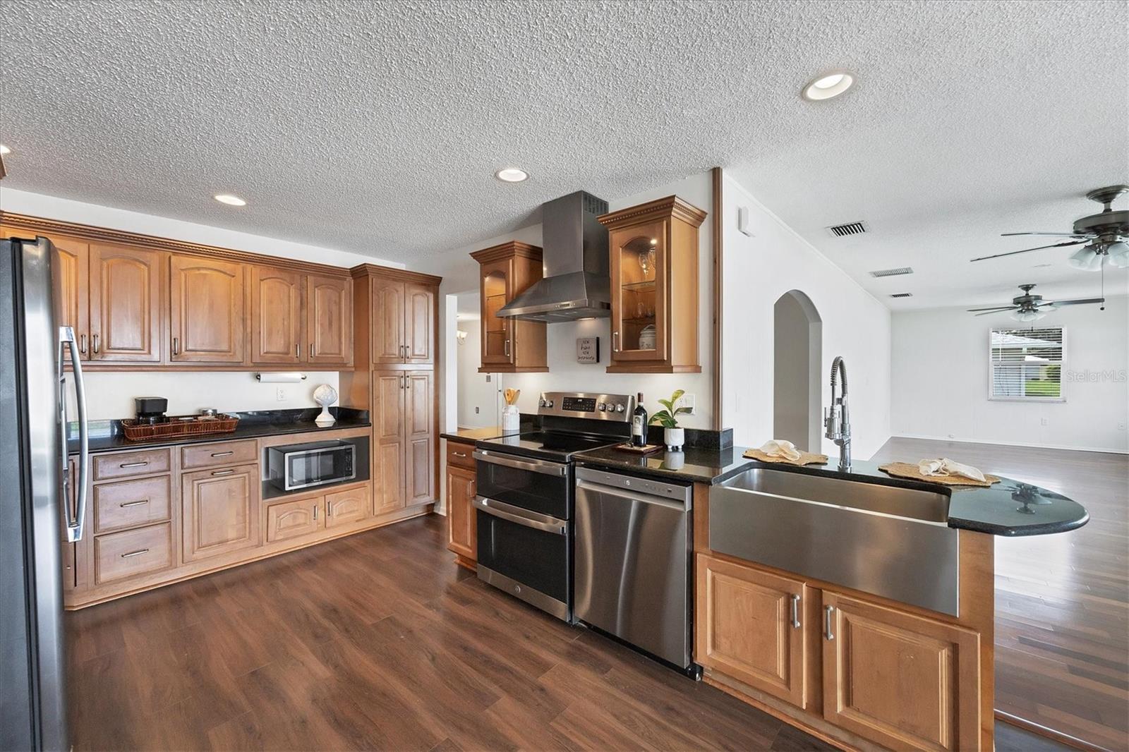 Image 6 of 20 For 4112 23rd Avenue W
