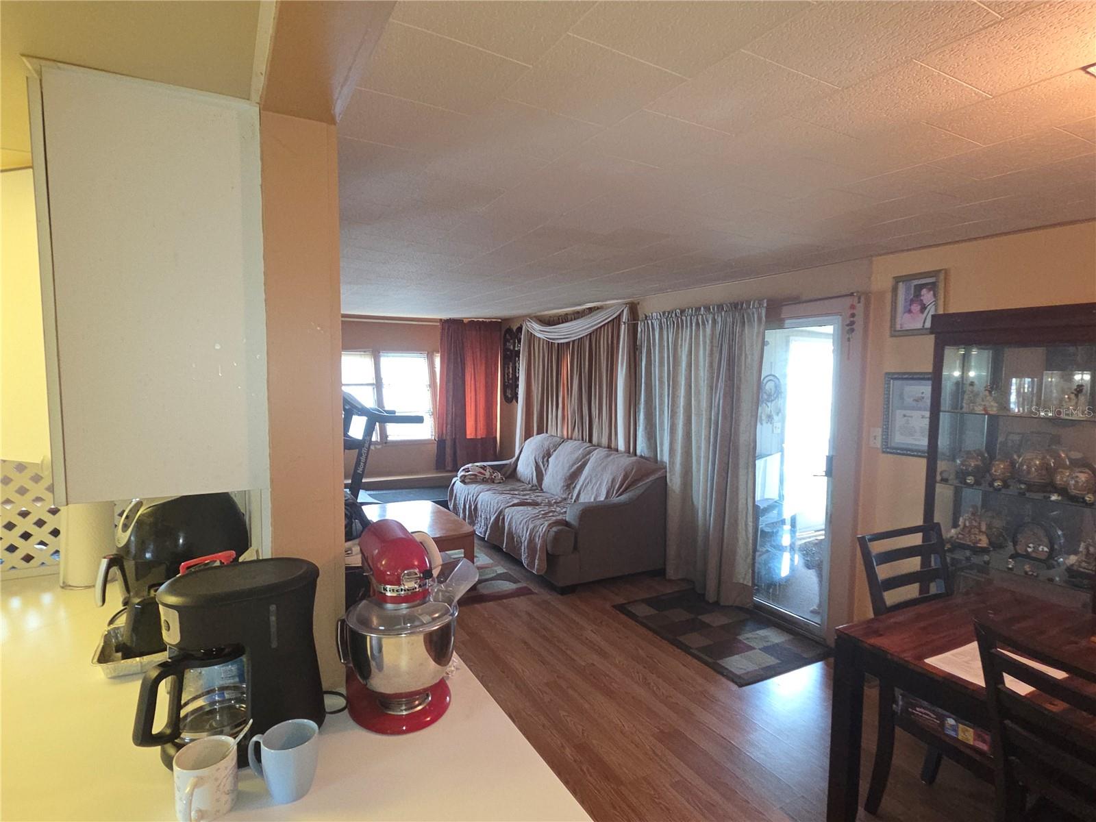 Image 11 of 22 For 1117 49th Avenue Drive W