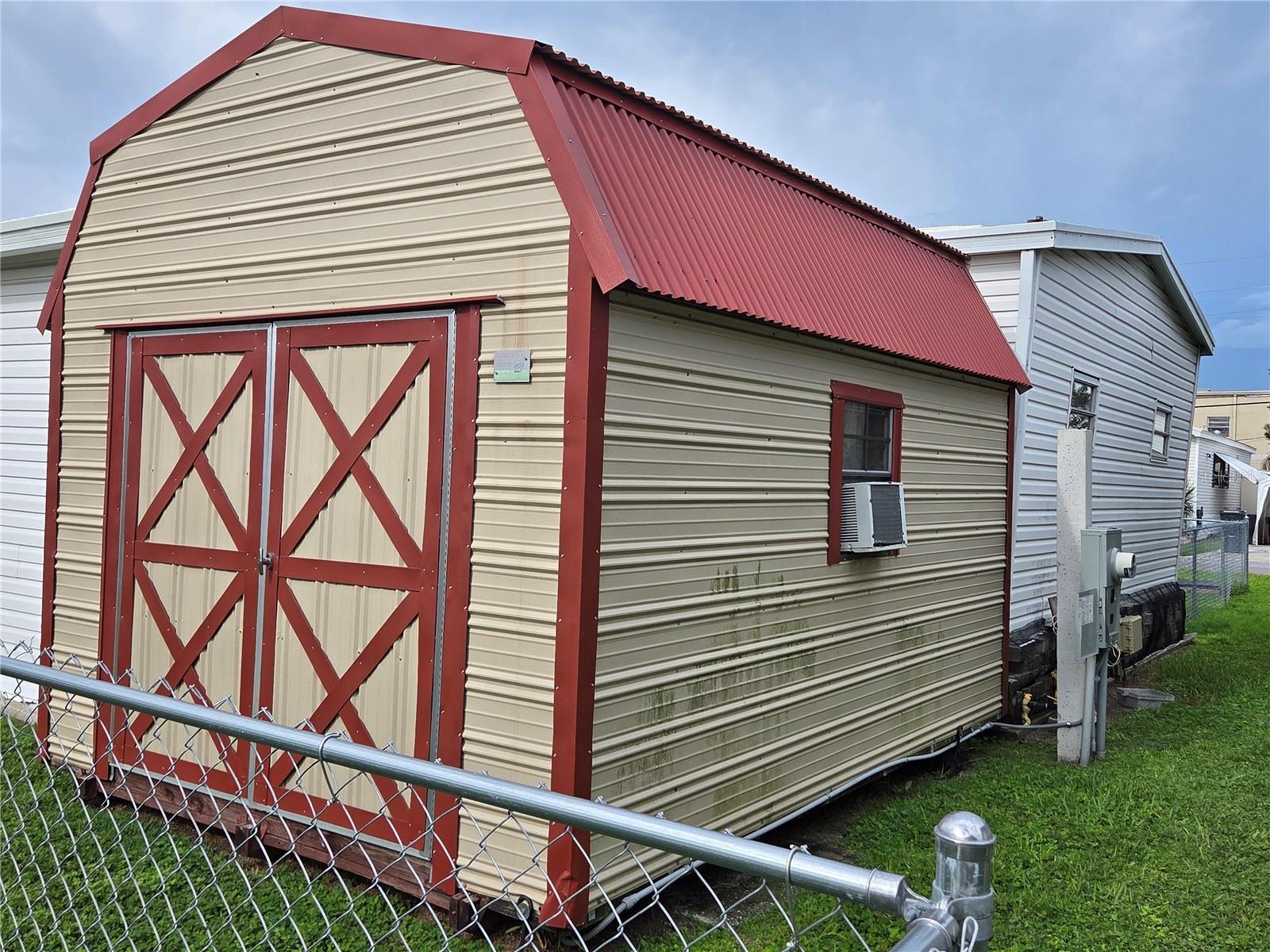 Image 4 of 22 For 1117 49th Avenue Drive W