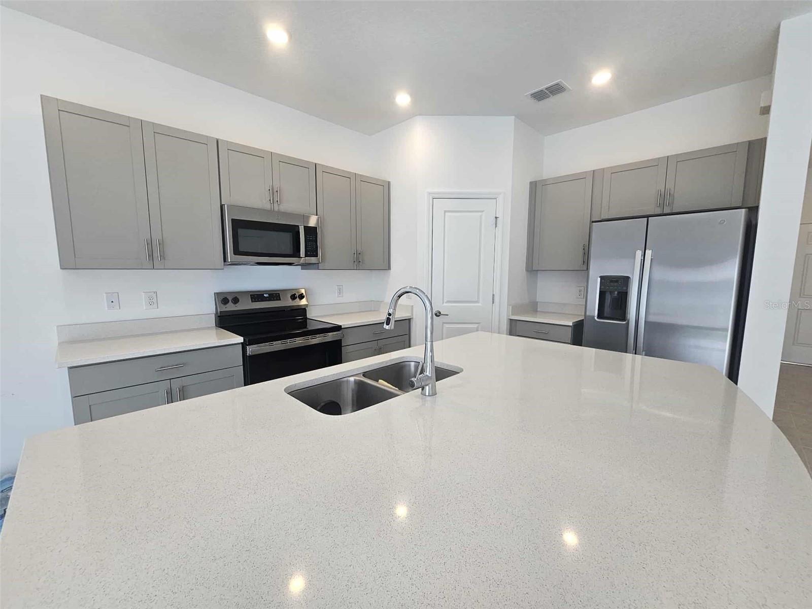 Image 6 of 17 For 6030 Whetstone Court