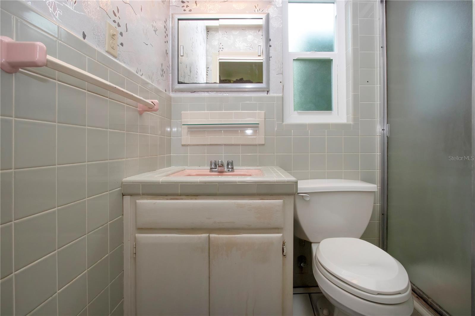 Image 18 of 29 For 2551 Hibiscus Street