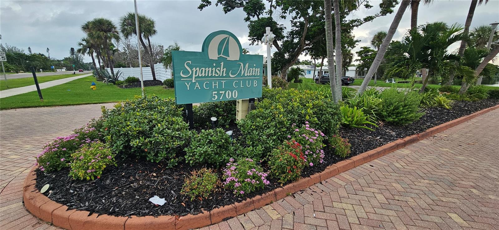 Image 10 of 13 For 658 Spanish Drive S 108