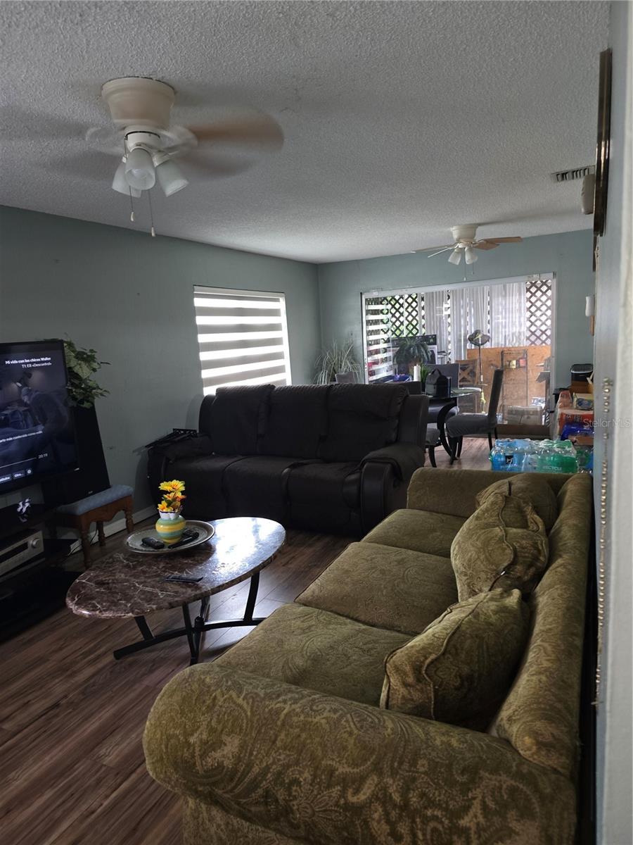 Image 2 of 9 For 317 Amherst Avenue 55