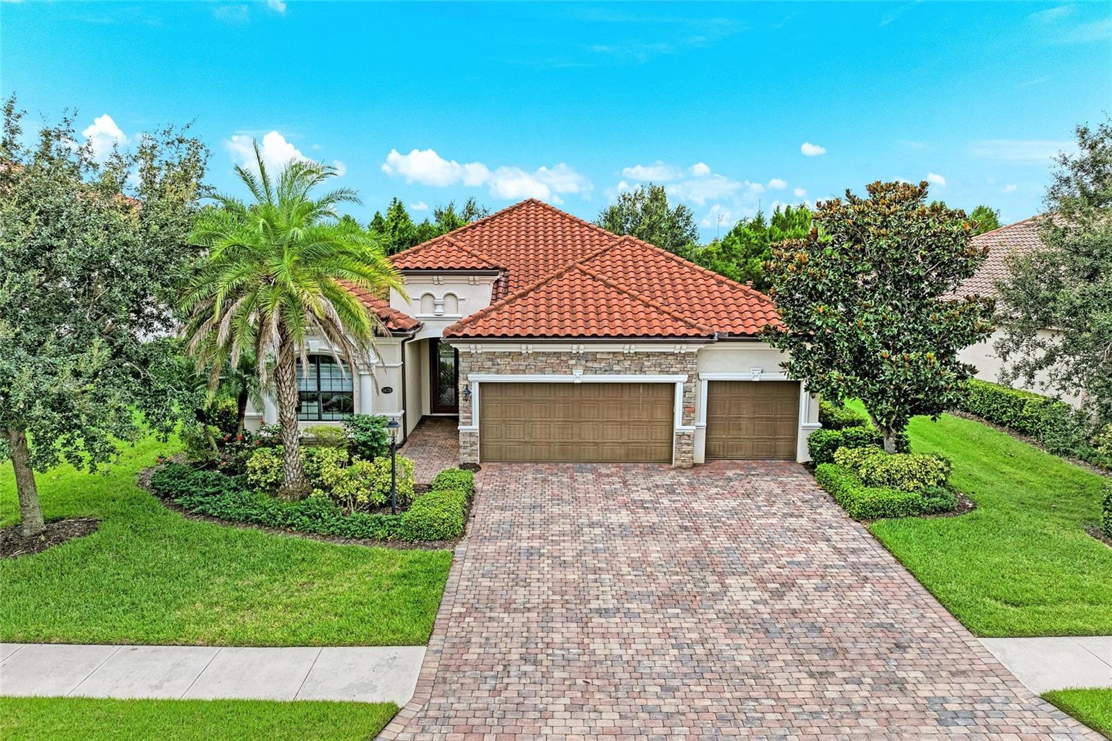 Image 3 of 63 For 5620 Goodpasture Glen