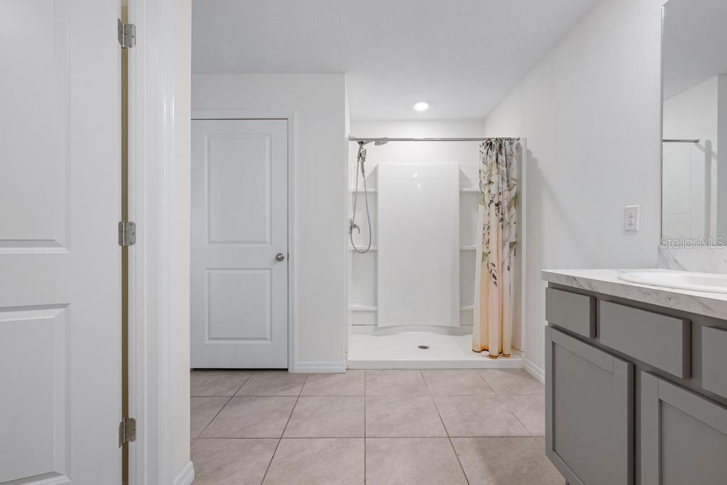 Image 27 of 41 For 2986 Great Abaco Way
