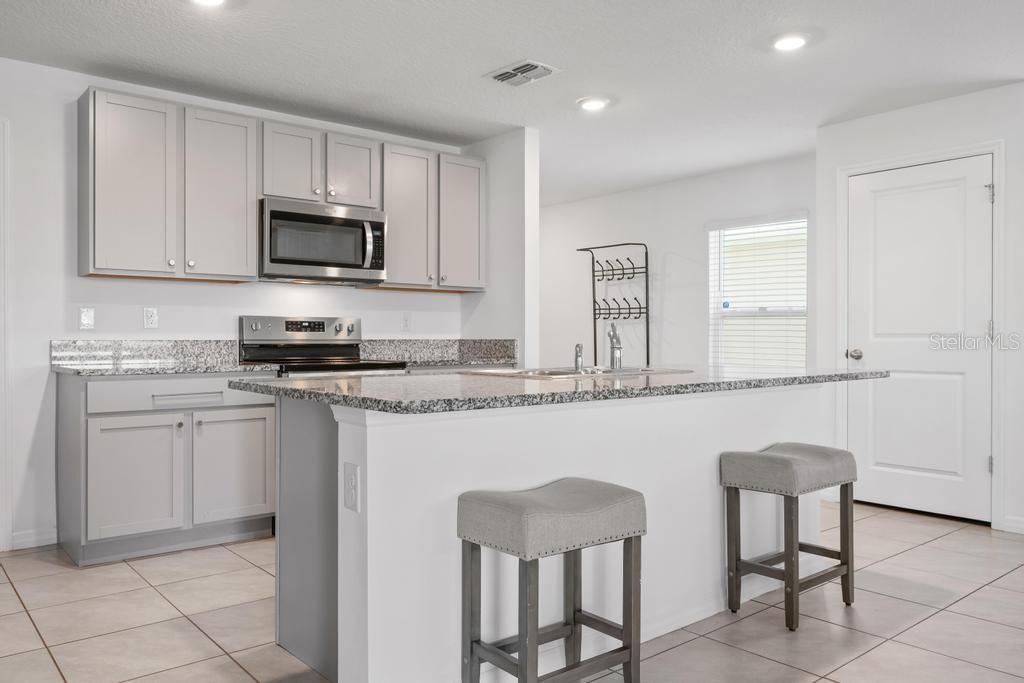 Image 7 of 41 For 2986 Great Abaco Way