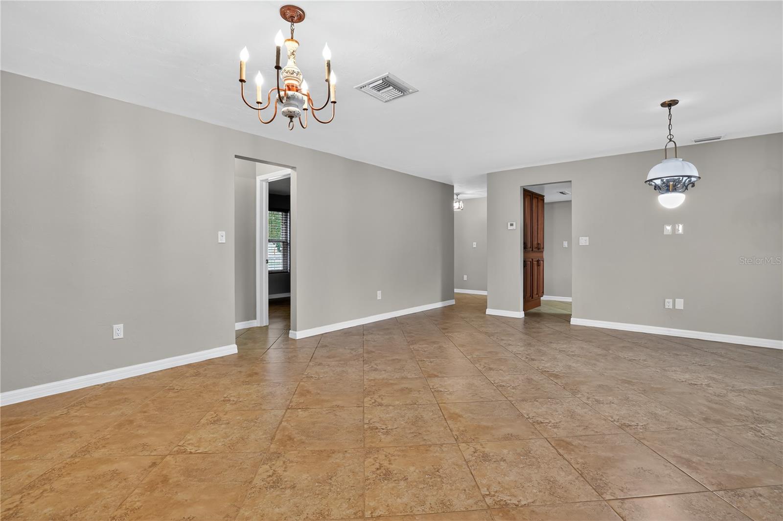 Image 16 of 35 For 4301 Orange Grove Boulevard