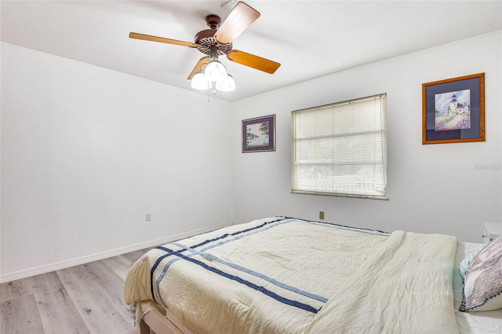 Image 17 of 22 For 4831 Greenleaf Road