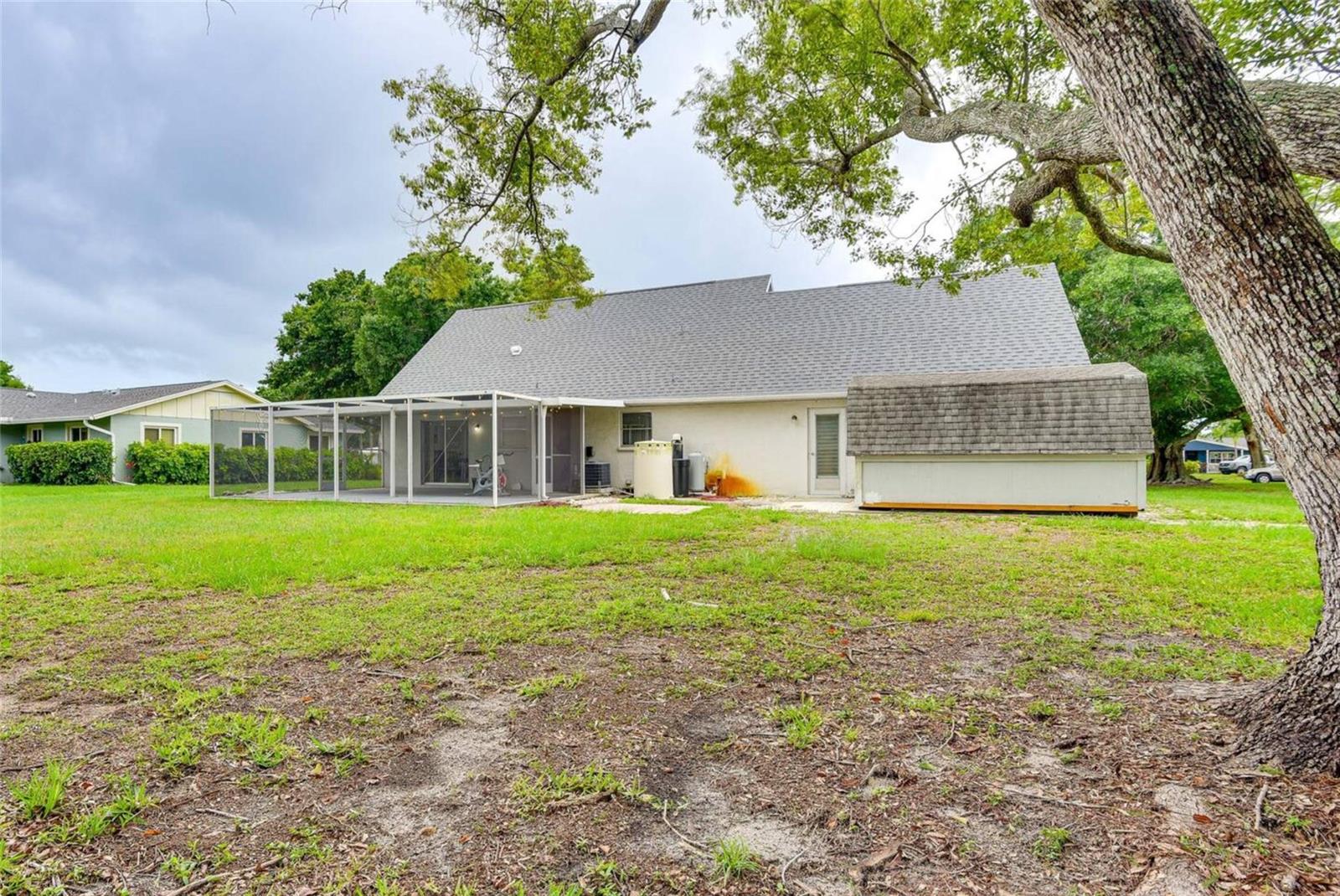Image 2 of 22 For 4831 Greenleaf Road