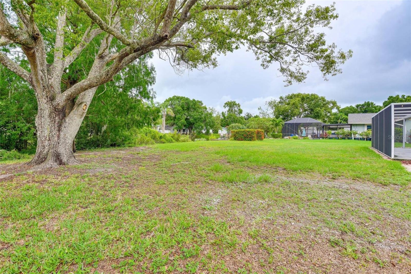 Image 3 of 22 For 4831 Greenleaf Road