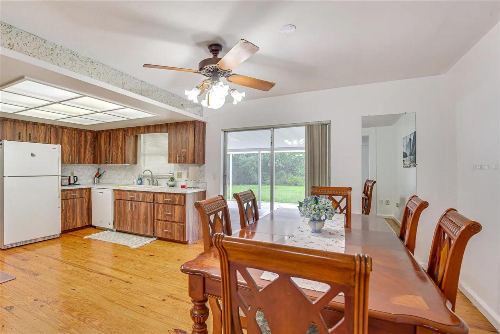 Image 5 of 22 For 4831 Greenleaf Road