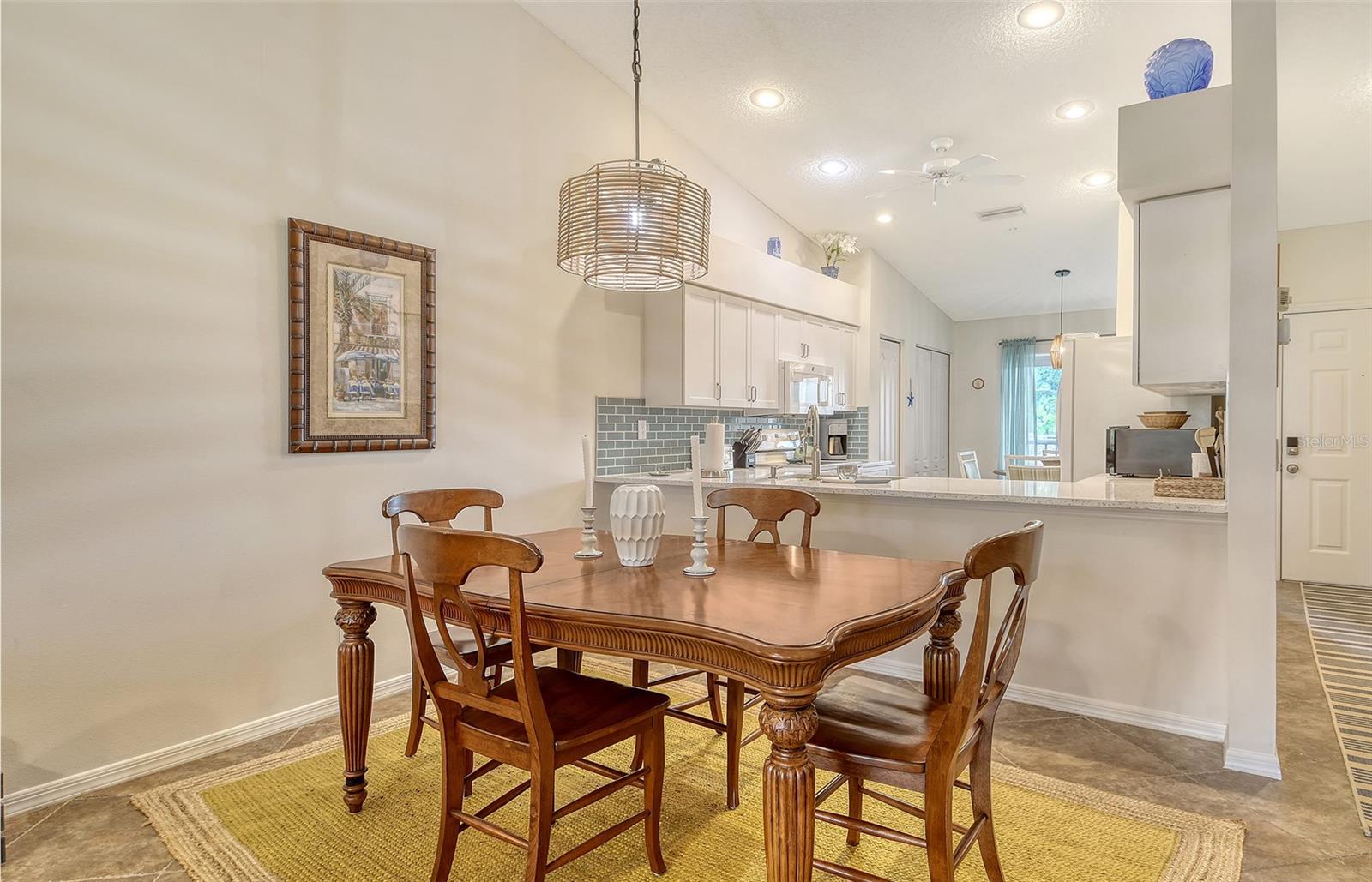 Image 13 of 62 For 9560 High Gate Drive 1622
