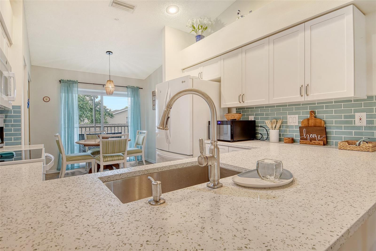 Image 14 of 62 For 9560 High Gate Drive 1622