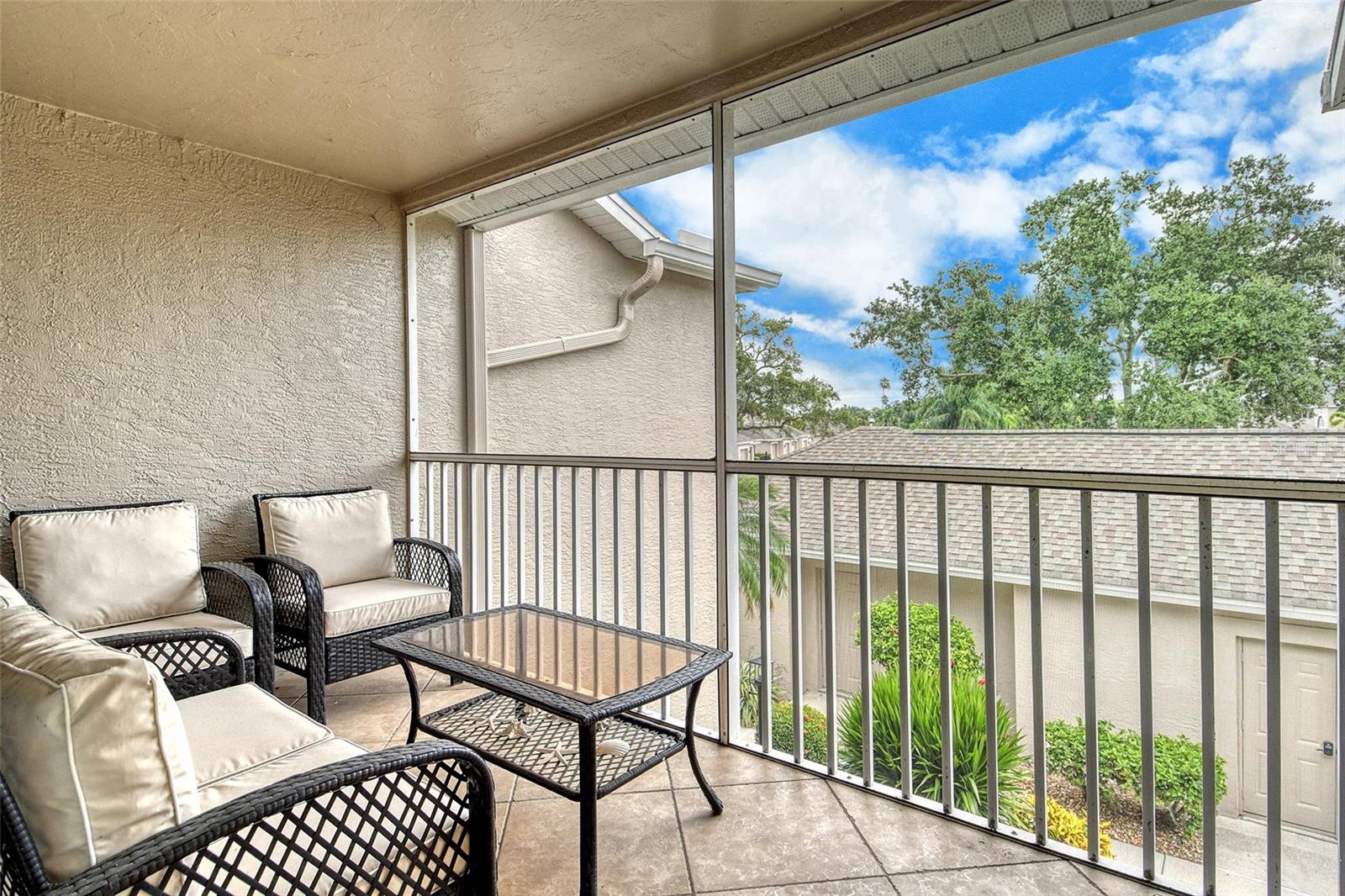 Image 17 of 62 For 9560 High Gate Drive 1622