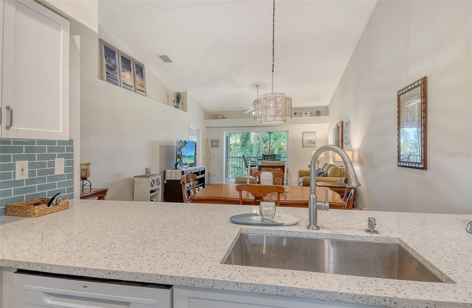 Image 22 of 62 For 9560 High Gate Drive 1622