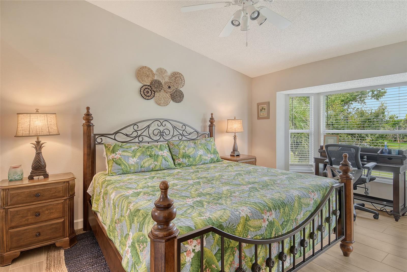 Image 23 of 62 For 9560 High Gate Drive 1622