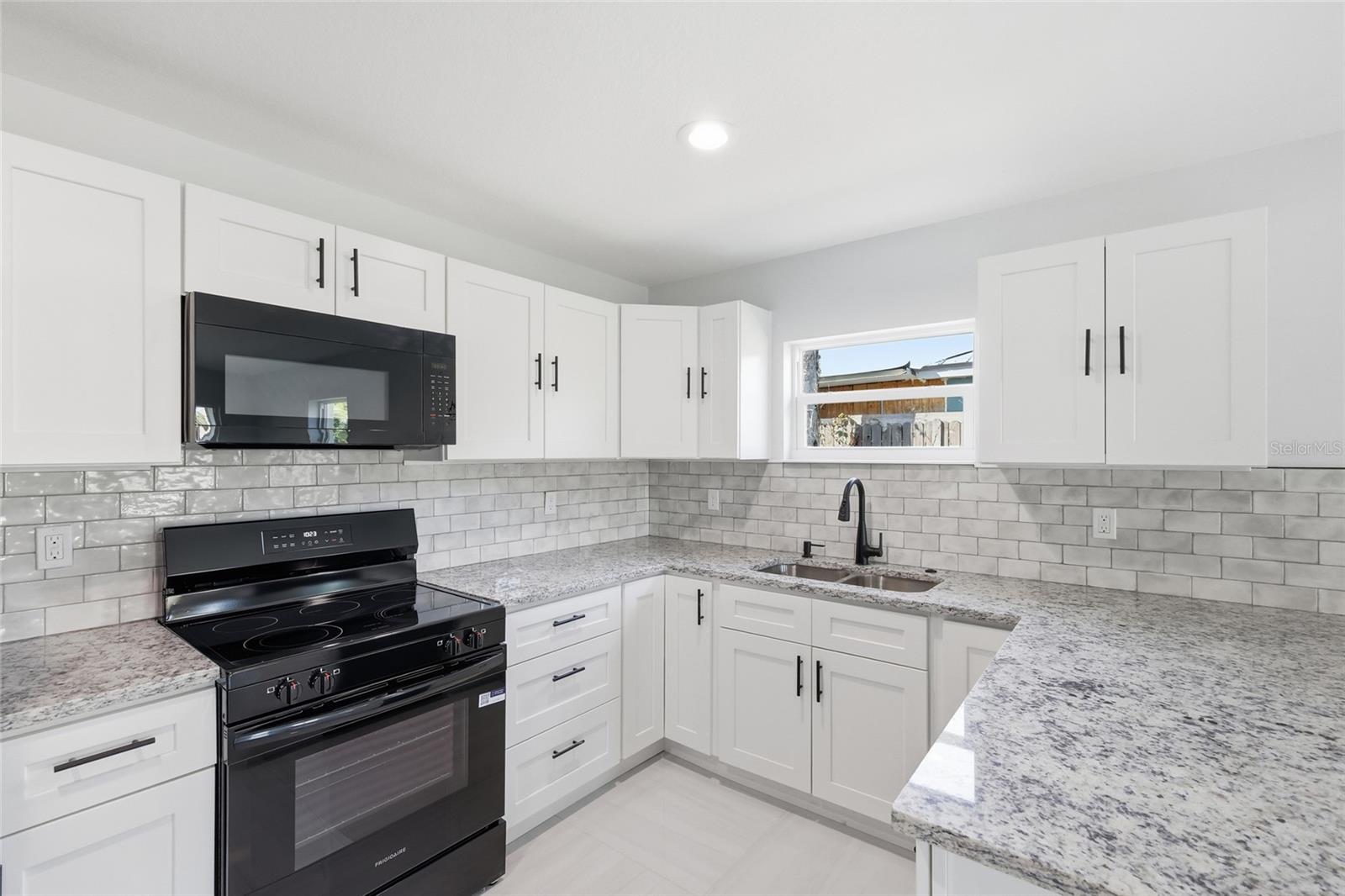 Image 11 of 23 For 311 12th Street W