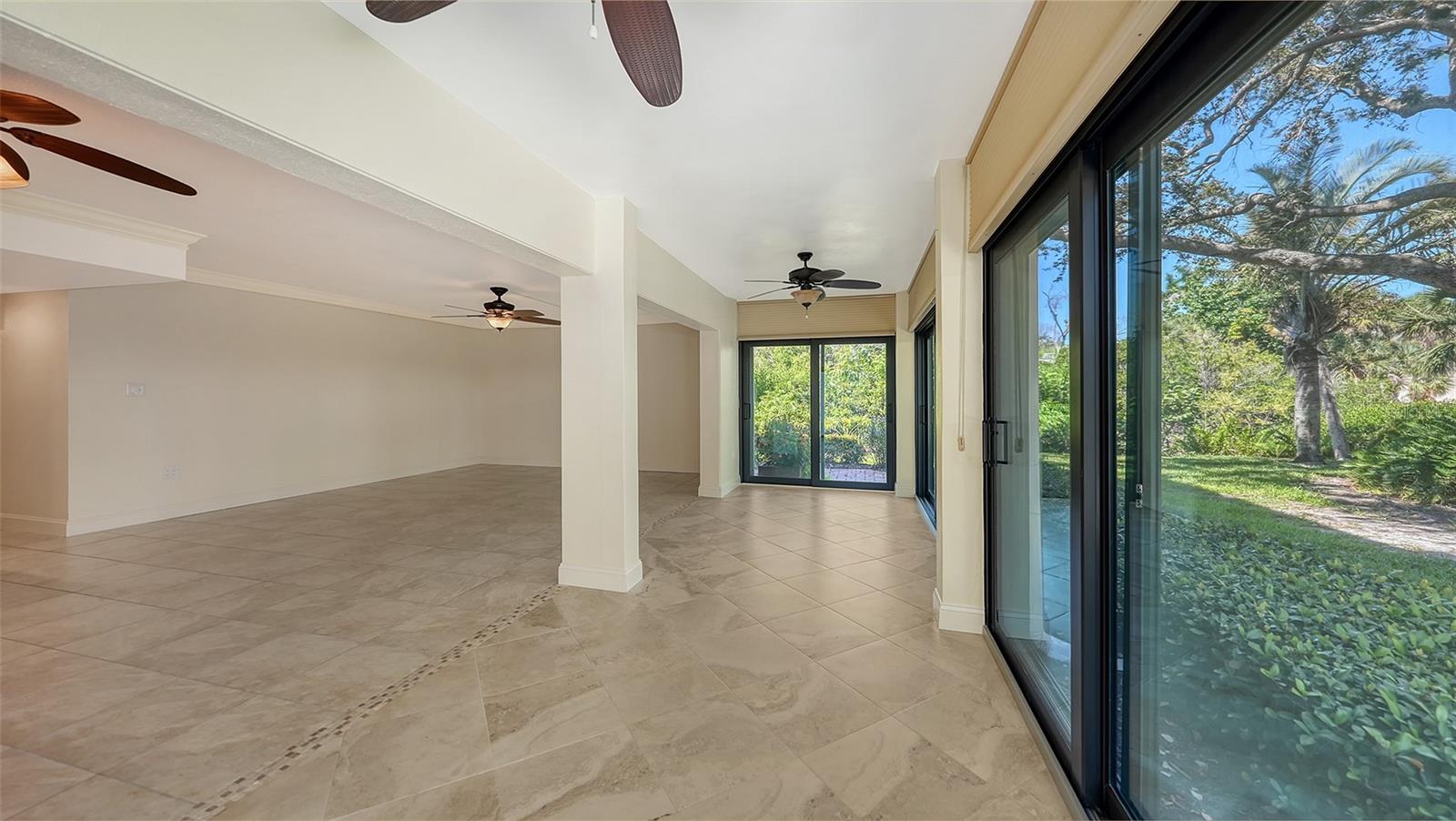 Image 14 of 91 For 225 Hourglass Way 103