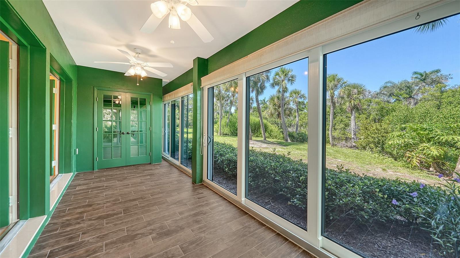 Image 45 of 91 For 225 Hourglass Way 103