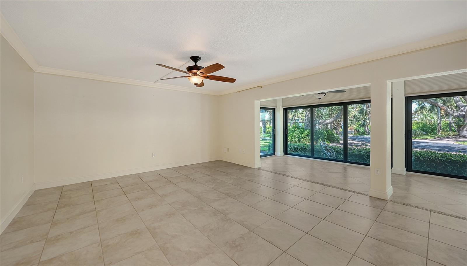 Image 8 of 91 For 225 Hourglass Way 103