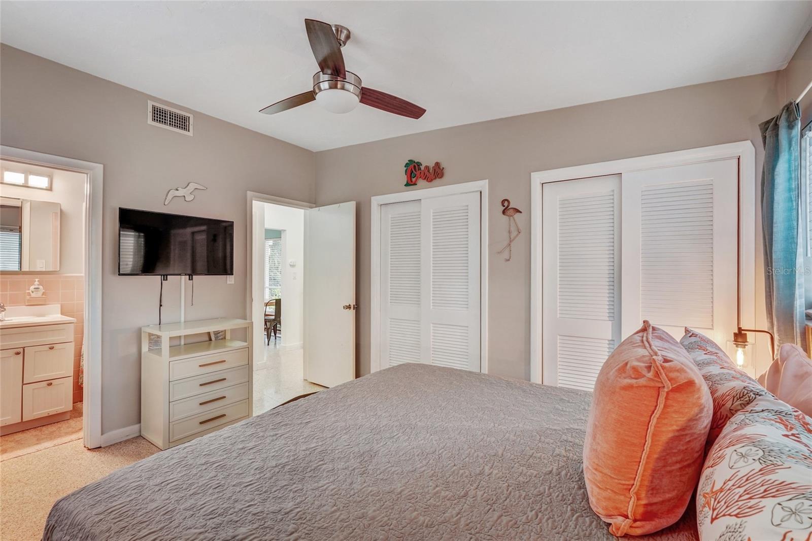 Image 11 of 18 For 2845 Wood Street