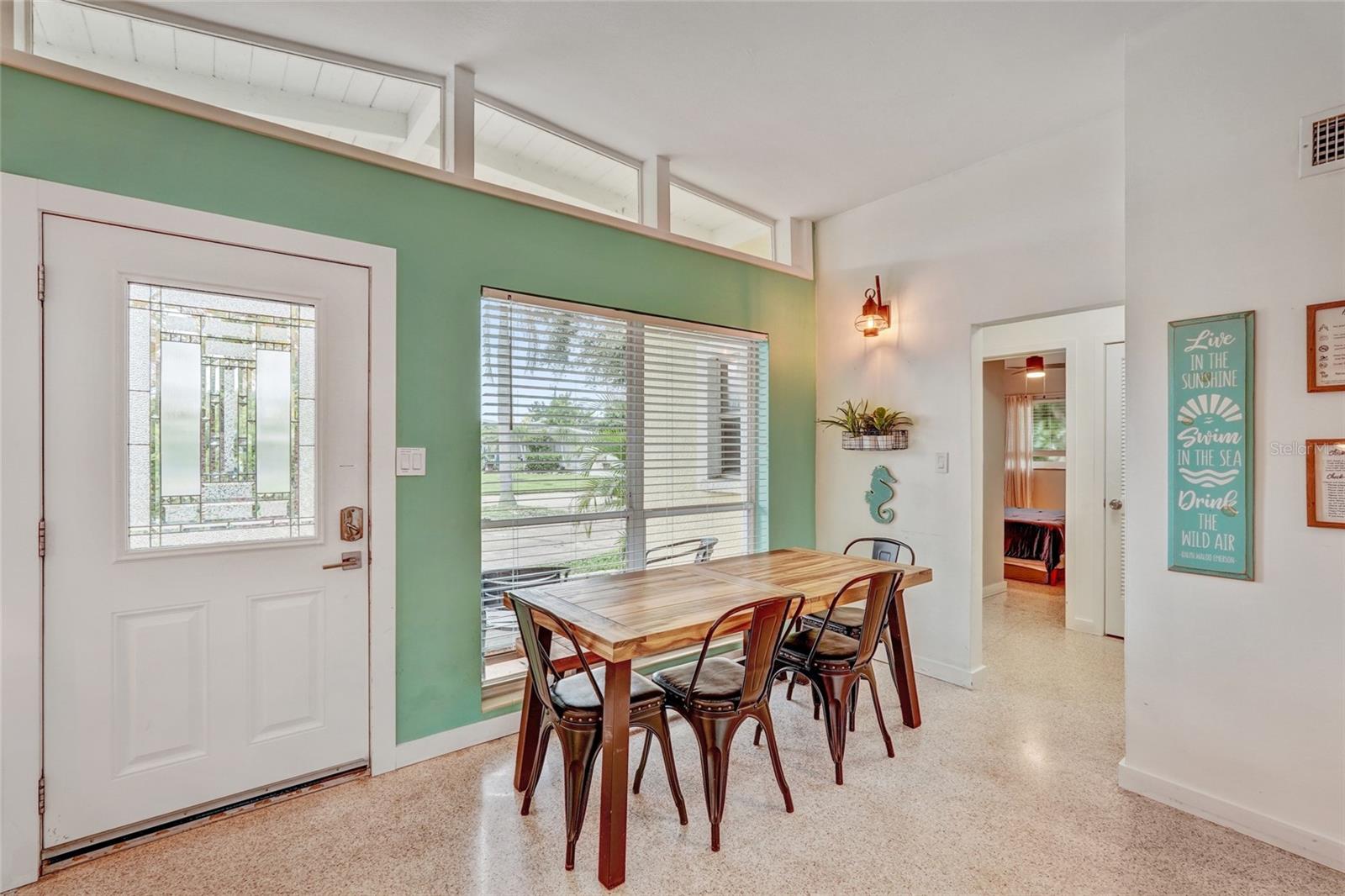 Image 3 of 18 For 2845 Wood Street