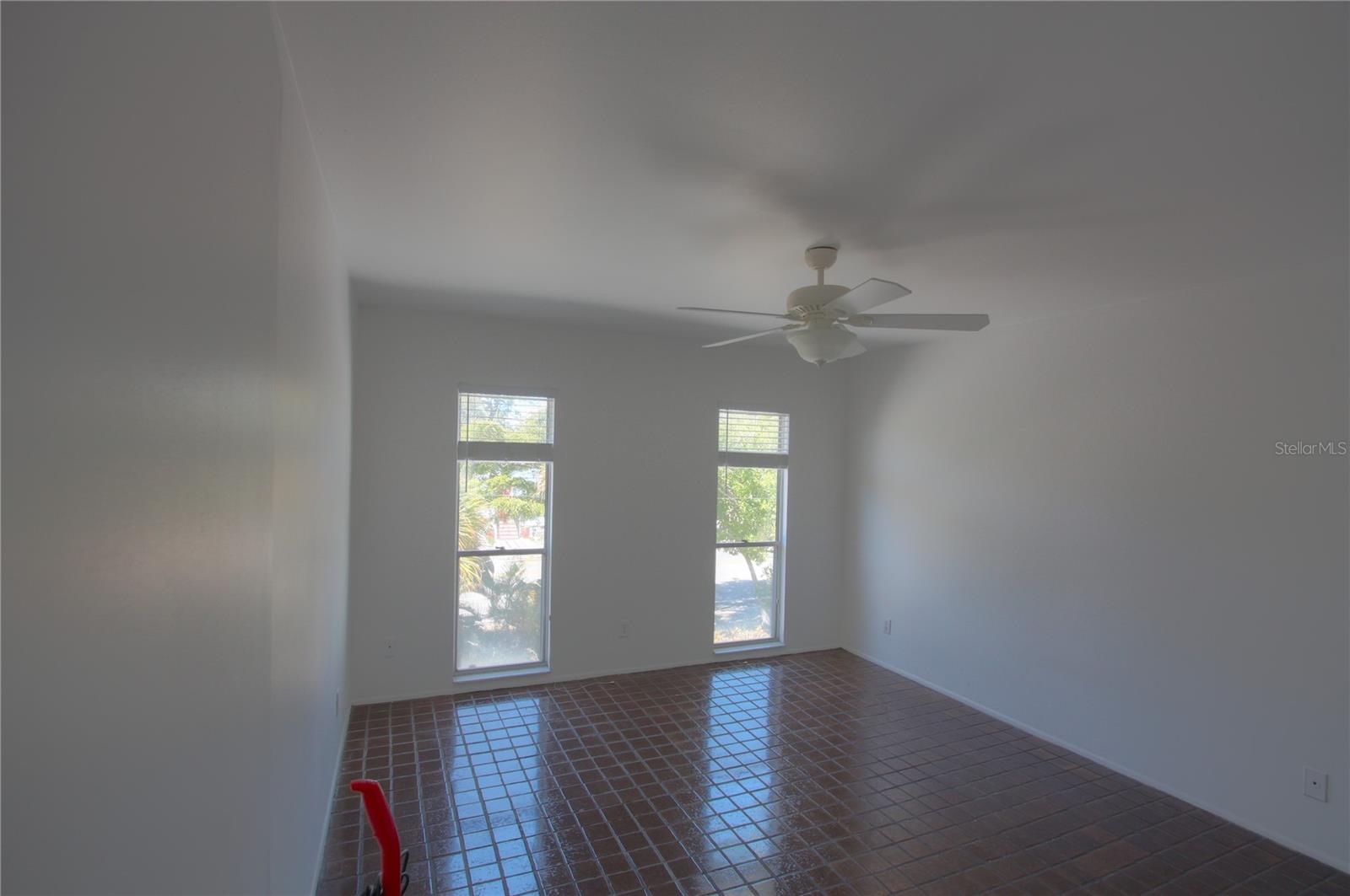 Image 7 of 8 For 307 Osprey Avenue 307
