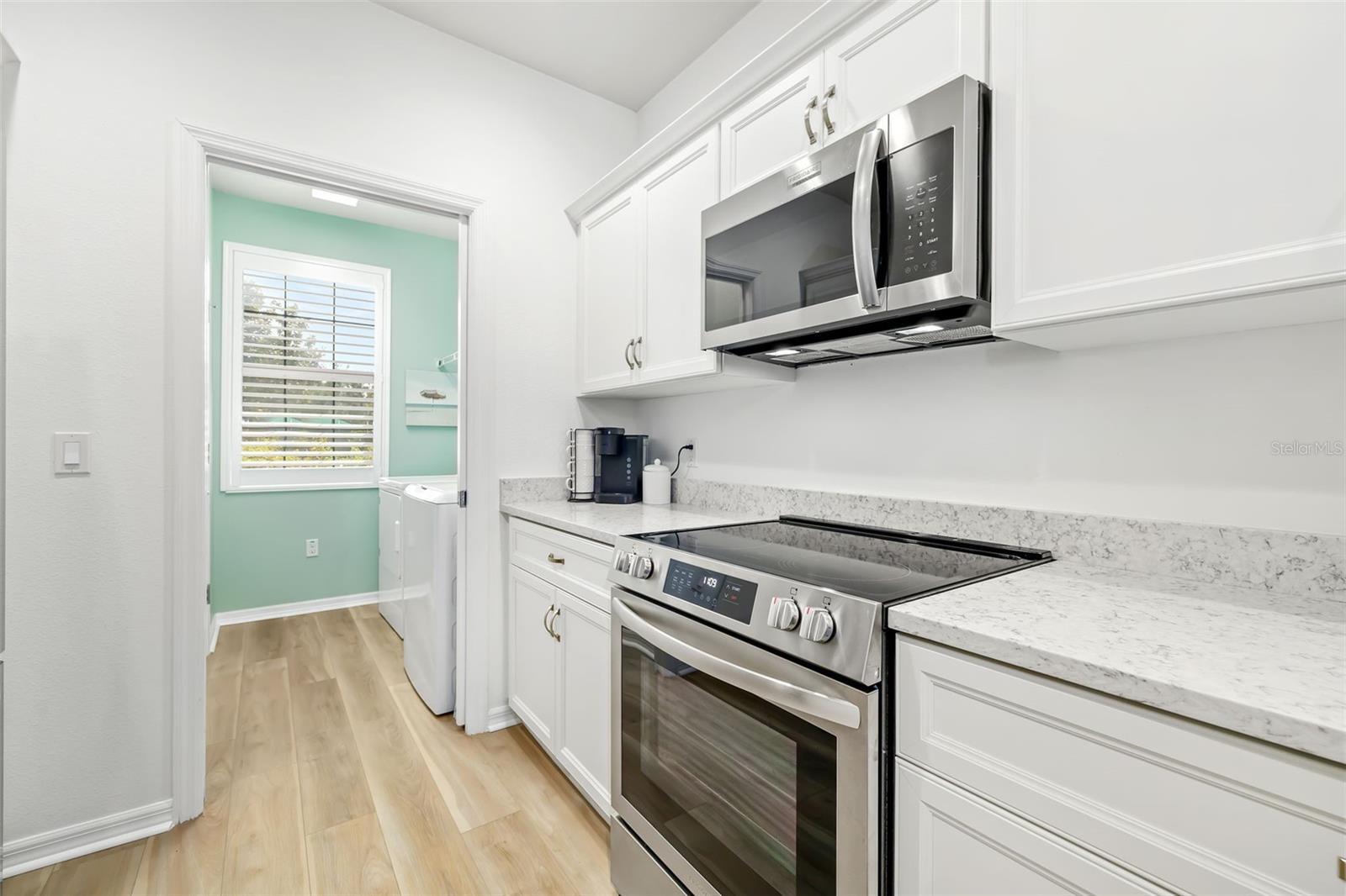 Image 11 of 31 For 3790 82nd Avenue Circle E 105