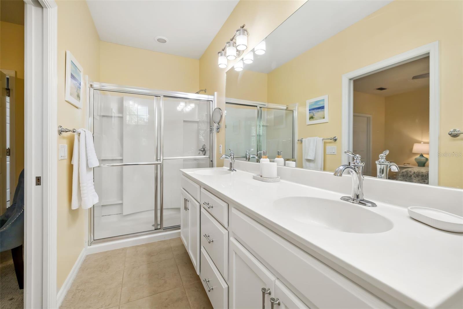 Image 18 of 31 For 3790 82nd Avenue Circle E 105