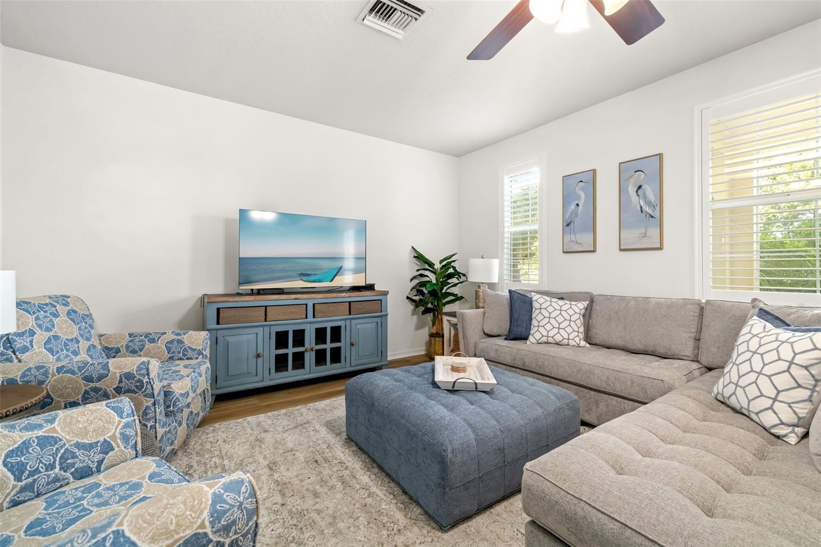 Image 6 of 31 For 3790 82nd Avenue Circle E 105