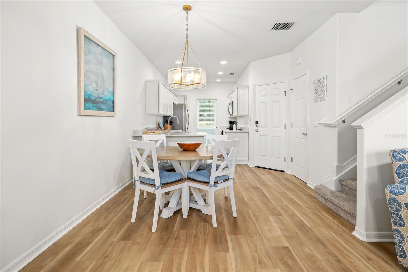 Image 8 of 31 For 3790 82nd Avenue Circle E 105