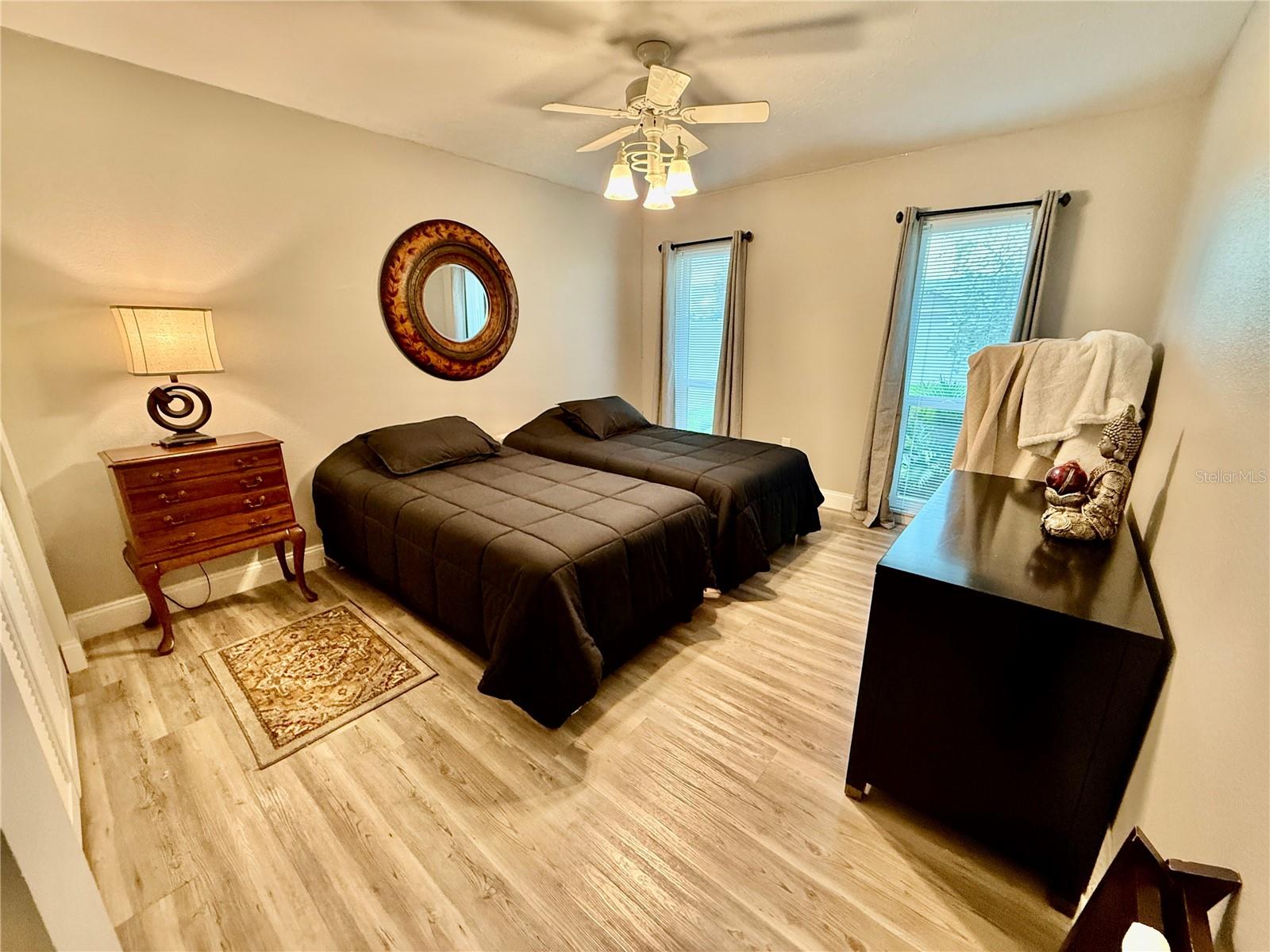 Image 16 of 39 For 4604 Thomas Hoby Place