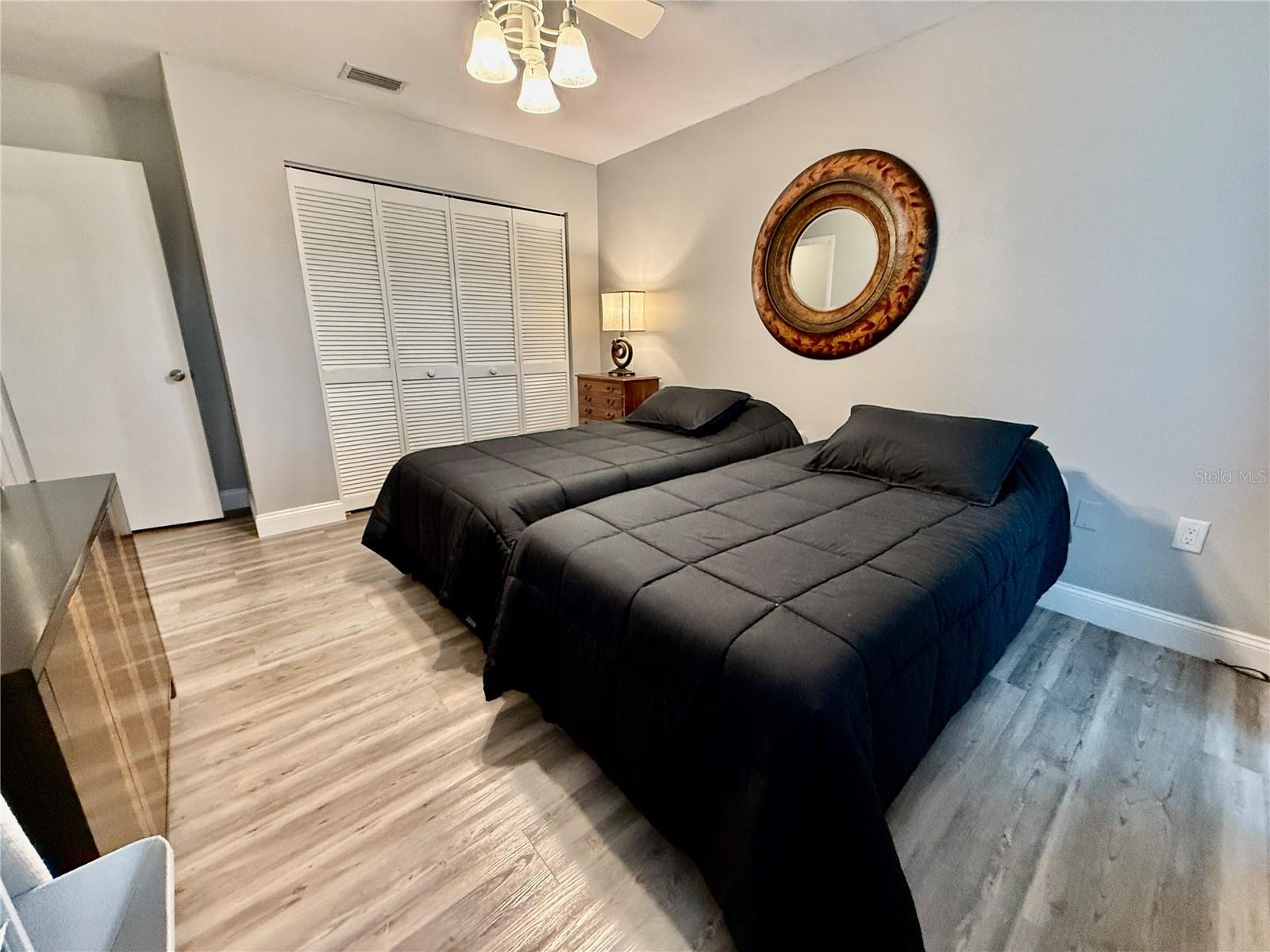 Image 21 of 39 For 4604 Thomas Hoby Place