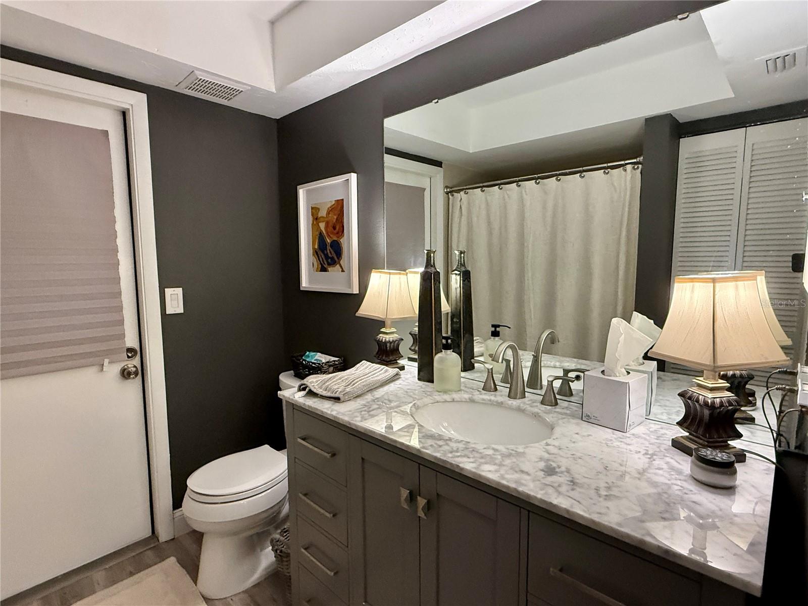 Image 25 of 39 For 4604 Thomas Hoby Place