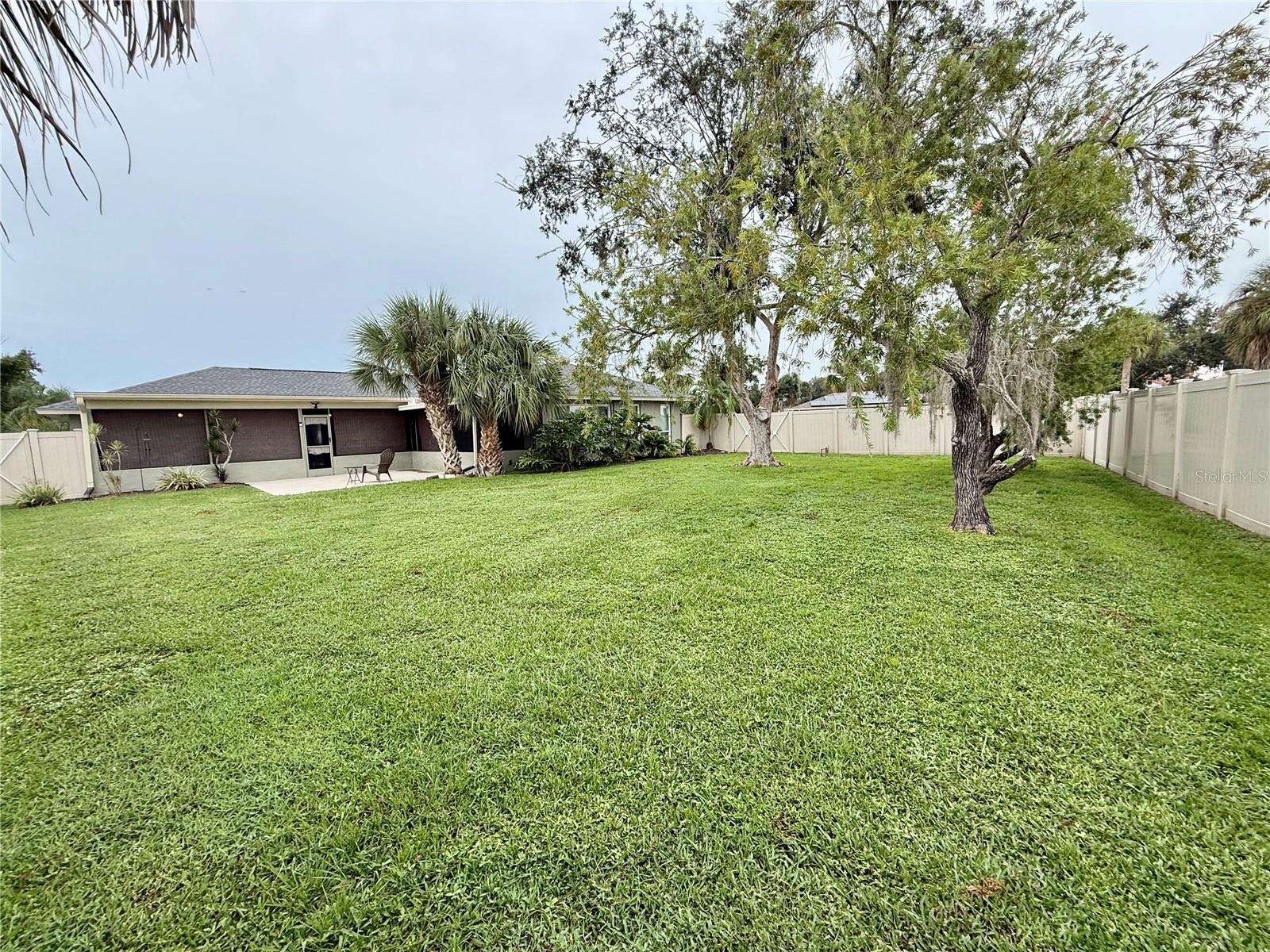Image 33 of 39 For 4604 Thomas Hoby Place