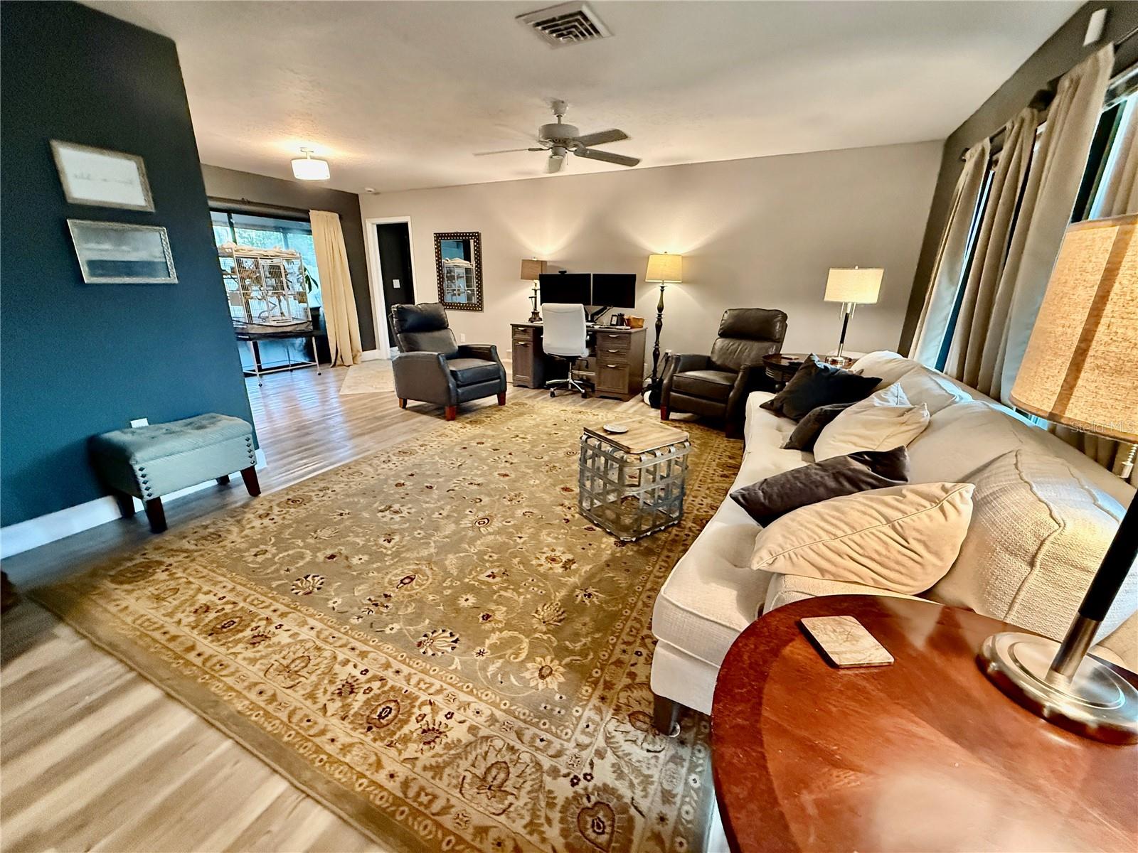 Image 4 of 39 For 4604 Thomas Hoby Place