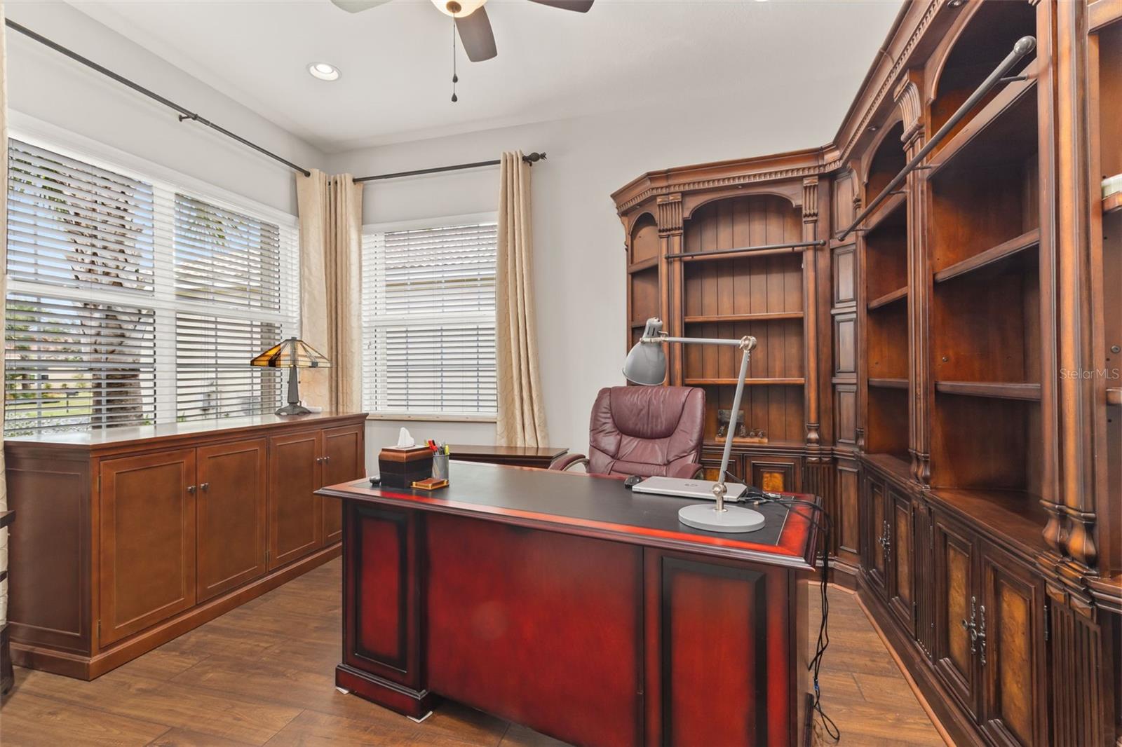 Listing photo id 9 for 16133 Coquina Bay Lane