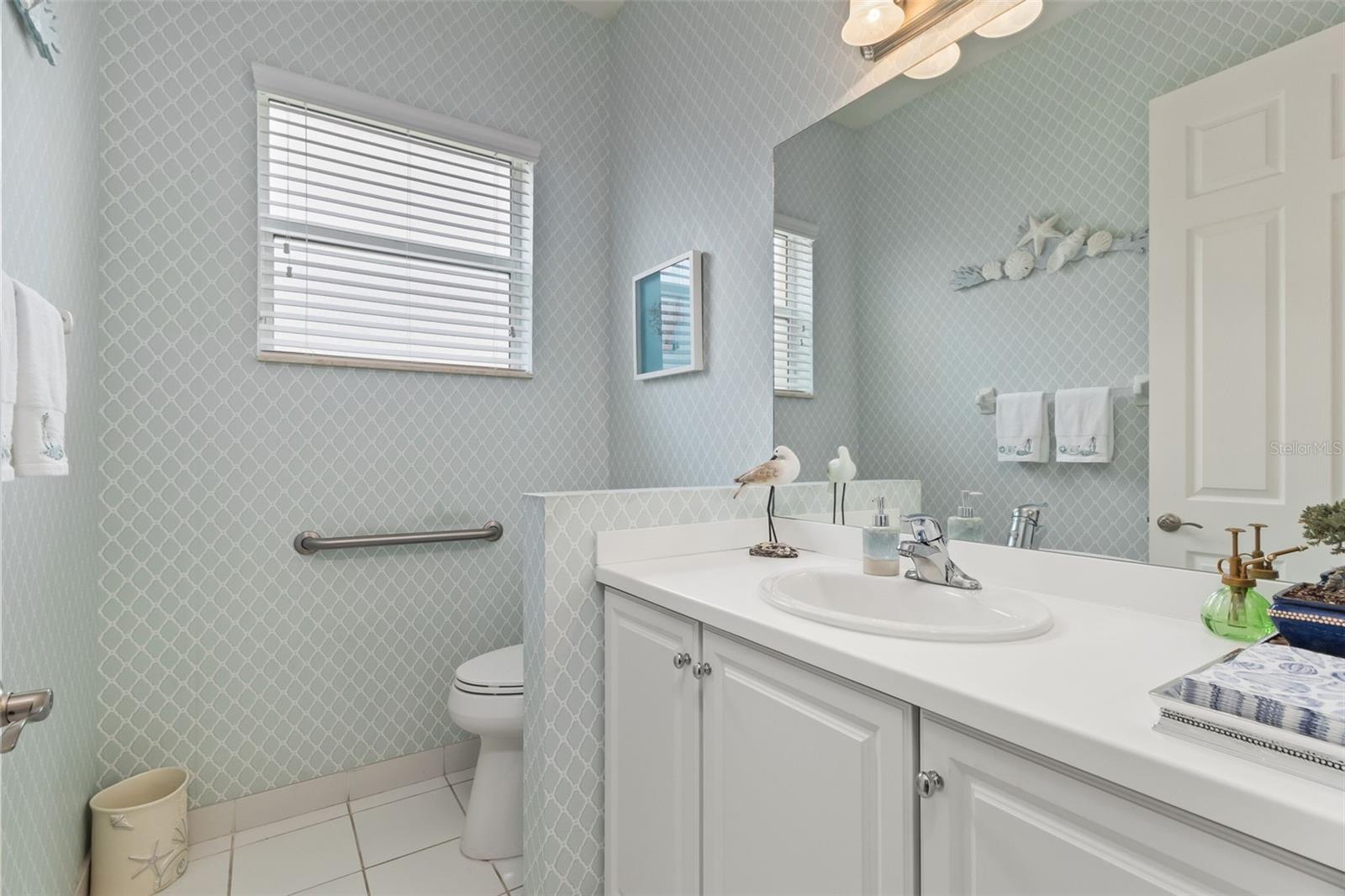 Listing photo id 33 for 16133 Coquina Bay Lane