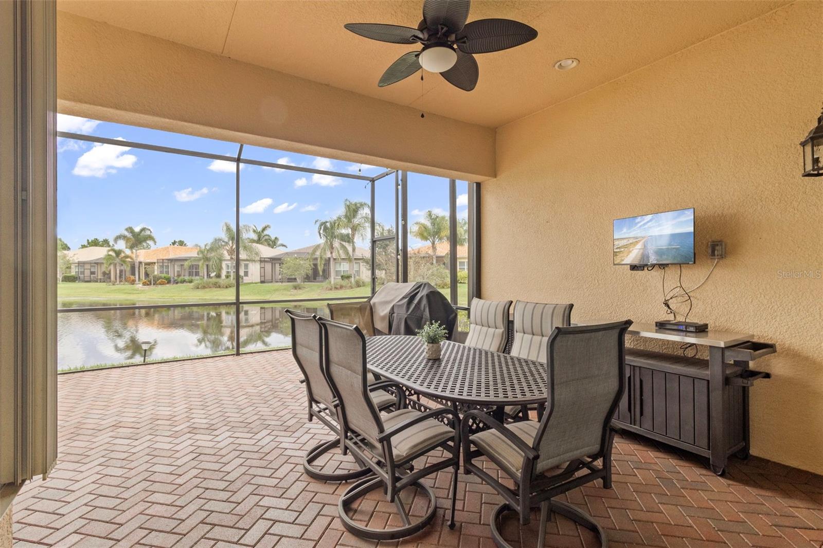 Listing photo id 35 for 16133 Coquina Bay Lane