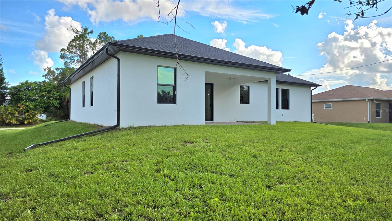 Image 11 of 14 For 4802 Sunburst Avenue