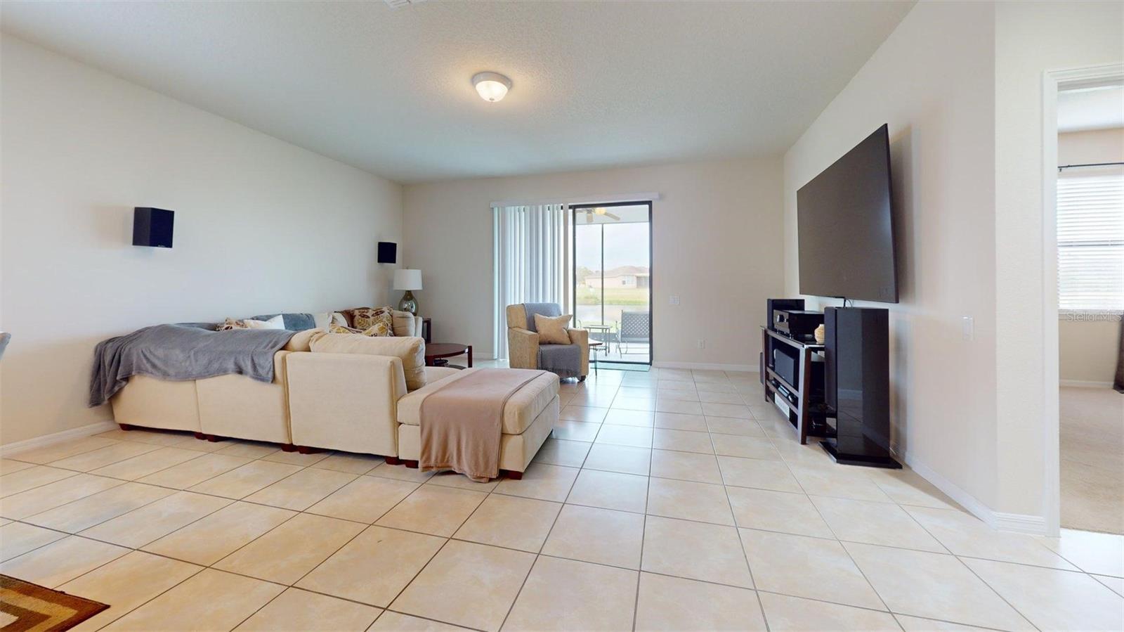 Image 8 of 24 For 5539 107th Terrace E