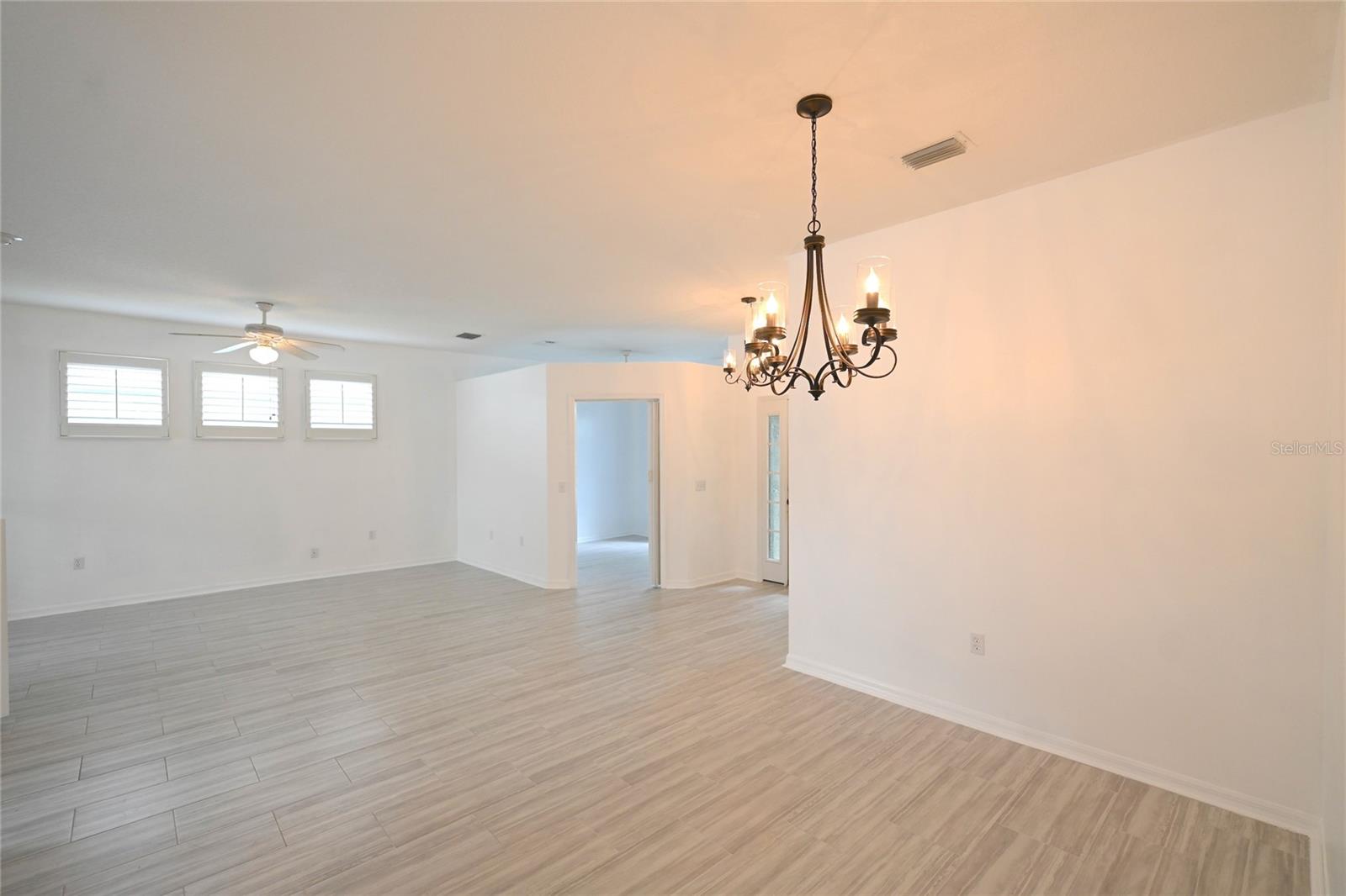 Image 6 of 31 For 1435 Millbrook Circle